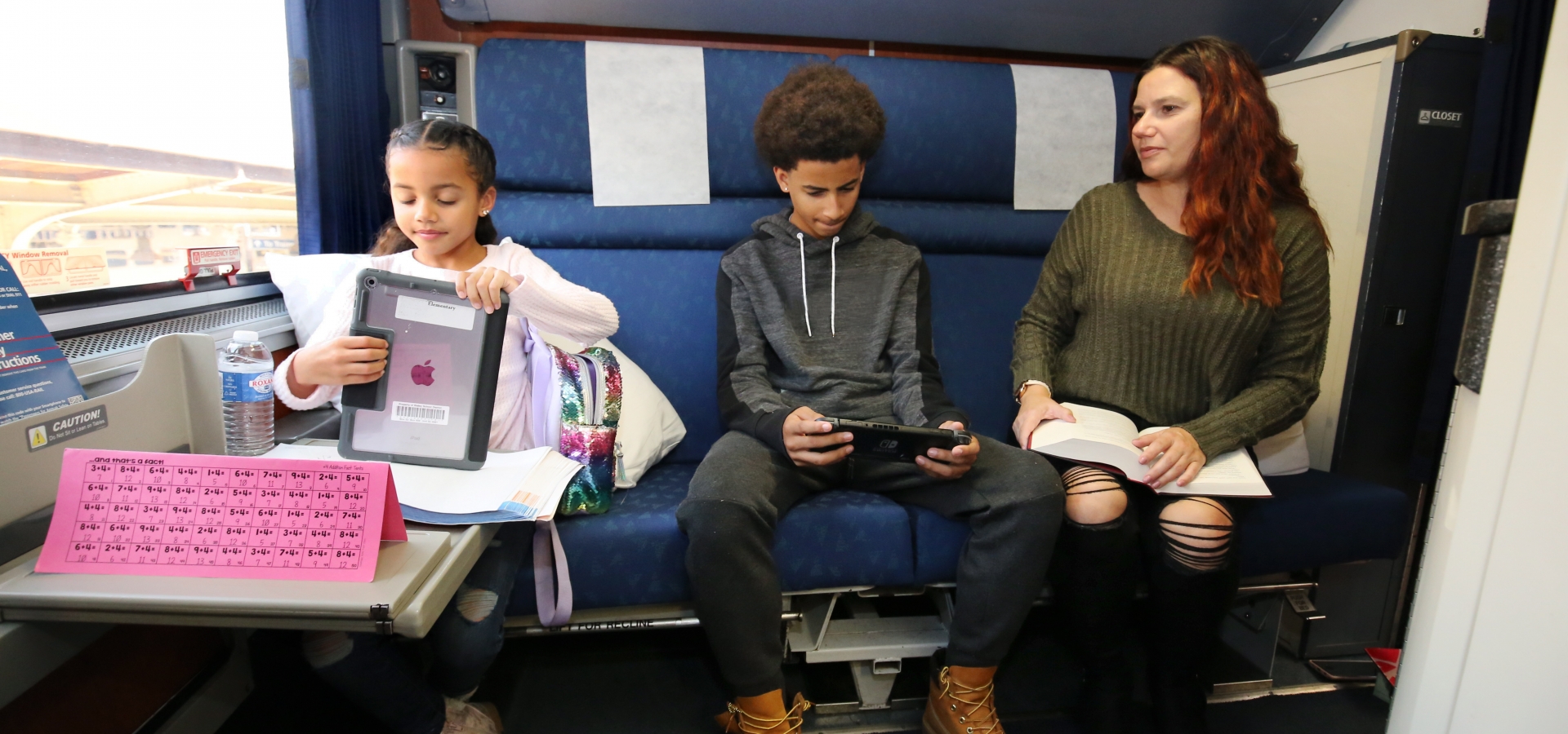 family_onboard_superliner_7167z